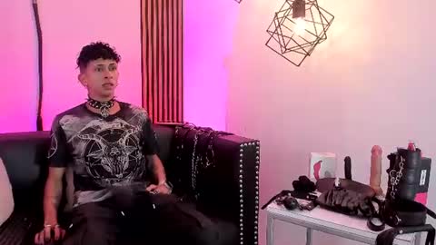 MAXIMO online show from June 21, 3:46 am