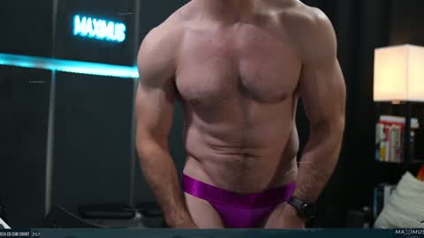 Maximus7871 online show from December 14, 12:01 am