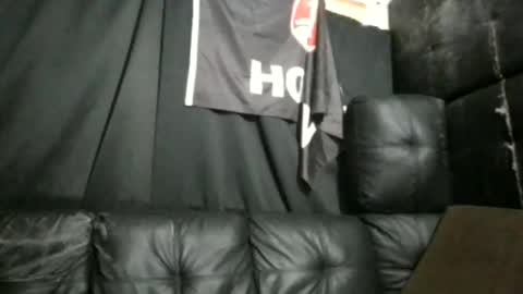 Max online show from December 21, 9:10 pm