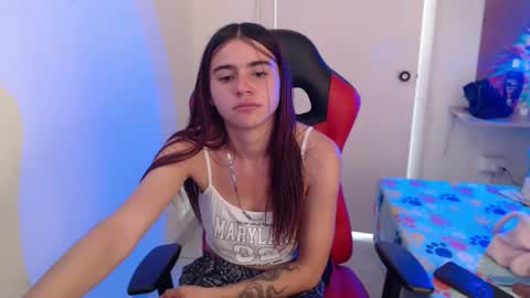 maxinesex_ online show from November 14, 8:11 pm