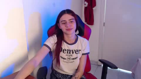 maxinesex_ online show from May 6, 8:48 pm