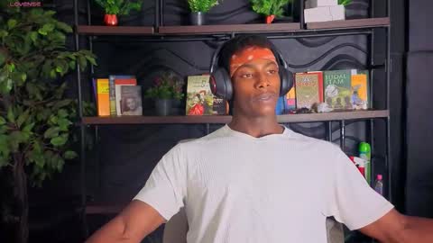 Maxmuscle10 online show from February 12, 3:59 pm