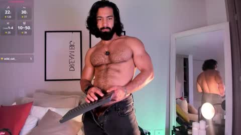 Max online show from March 4, 11:35 pm