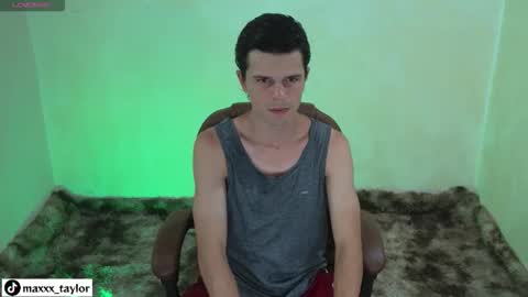 Max online show from January 14, 5:26 am