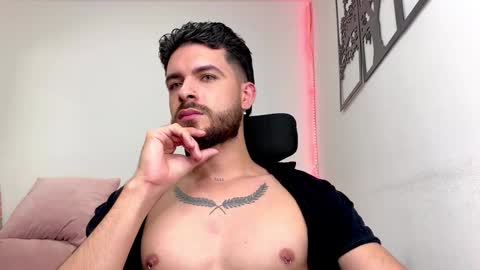 Maxi online show from January 4, 2:03 am