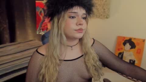 Maxine Minx online show from December 22, 4:28 am