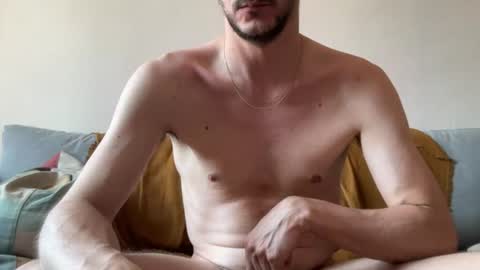 MaxXxurbate online show from June 25, 1:05 pm