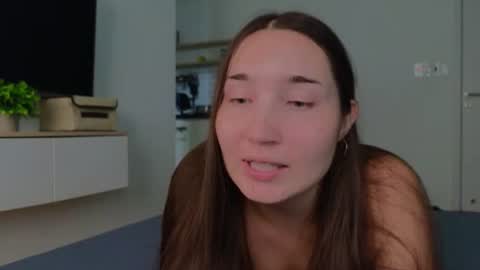 Dani and May online show from June 27, 8:31 am