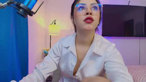 Maya online show from May 31, 4:11 am
