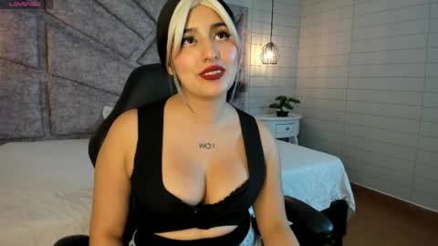 Maya online show from May 15, 5:05 am