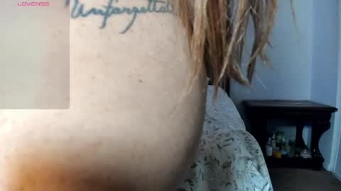 mayaamor online show from April 8, 8:06 am