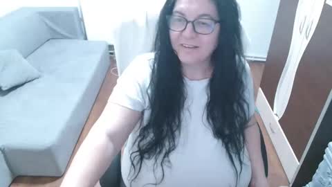 Maya online show from March 29, 9:00 am