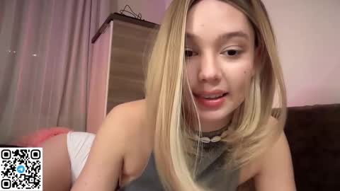 mayal1na online show from December 5, 9:12 pm