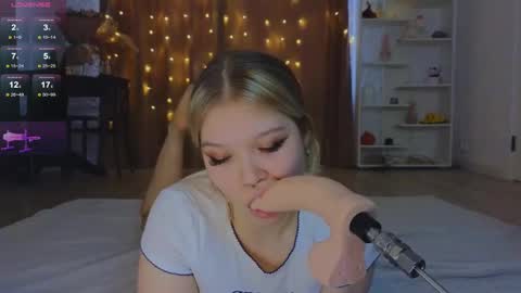 Maya  online show from March 7, 5:18 am