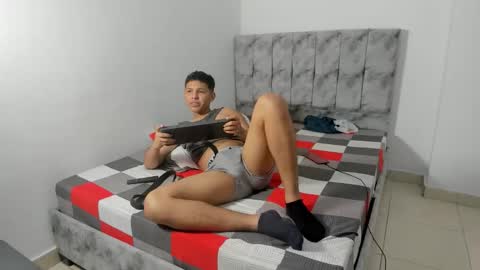 Mayky... online show from March 2, 11:33 pm