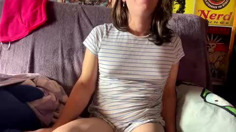 Snapshot of mayra_mayhem chatting on January 21, 4:37 pm diana doll online show from January 21, 4:37 pm