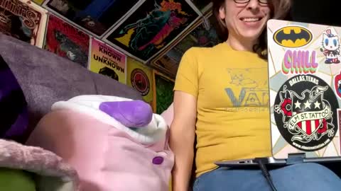 Snapshot of mayra_mayhem chatting on December 15, 7:10 pm diana doll online show from December 15, 7:10 pm