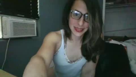Snapshot of mayra_mayhem chatting on October 10, 5:30 pm diana doll online show from October 10, 5:30 pm