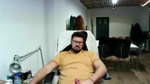 Snapshot of maythe4bwu chatting on September 22, 5:17 pm maythe4bwu online show from September 22, 5:17 pm