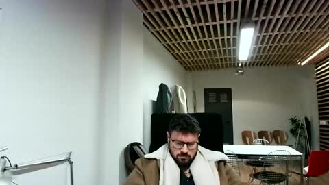 Snapshot of maythe4bwu chatting on December 11, 1:06 pm maythe4bwu online show from December 11, 1:06 pm