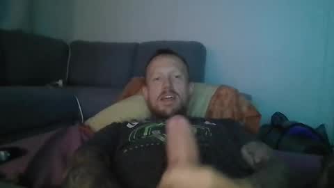 Snapshot of mclovin101010 chatting on October 21, 2:05 am mclovin online show from October 21, 2:05 am