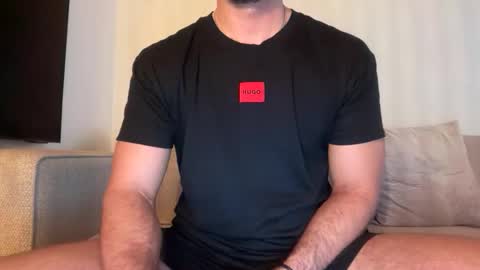 mcr8080 online show from April 25, 5:20 am