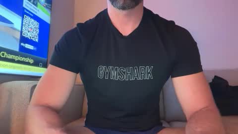 mcr8080 online show from February 5, 6:55 pm