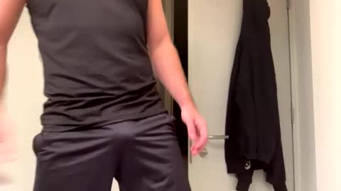 mcr8080 online show from January 17, 6:15 am