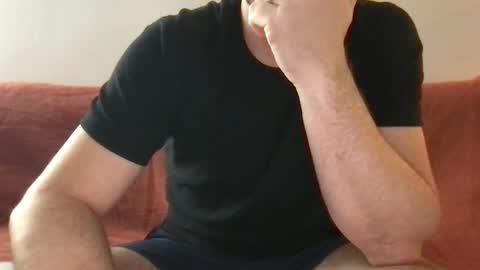 Snapshot of mecc2c chatting on February 10, 4:41 am mecc2c online show from February 10, 4:41 am