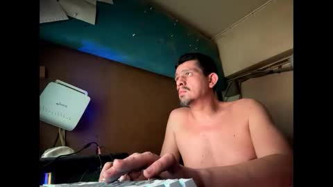 mecera83 online show from January 1, 1:27 pm