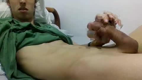 Snapshot of medellin1994udea chatting on October 28, 11:06 pm medellin1994udea online show from October 28, 11:06 pm