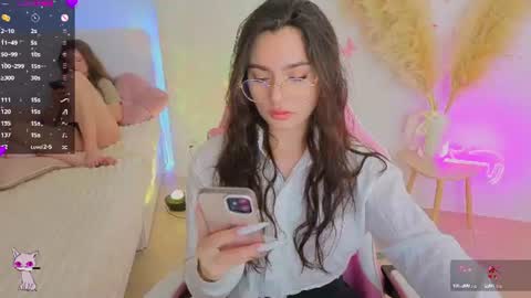 Dina online show from June 28, 10:06 pm