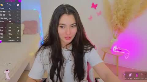 Dina online show from July 5, 9:33 pm
