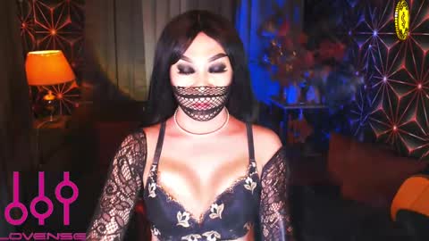 THE QUEEN ALPHA   Queen Medusa Prey online show from March 3, 1:01 pm