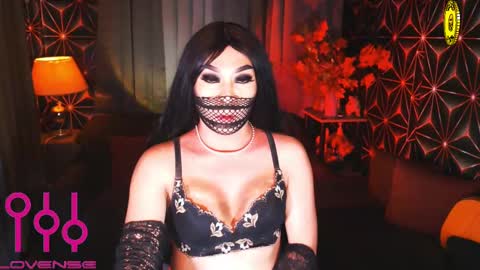 THE QUEEN ALPHA   Queen Medusa Prey online show from March 3, 4:15 pm