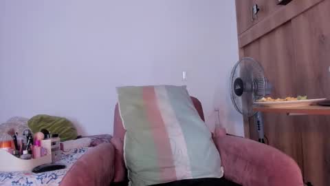 medussa13 online show from November 19, 1:21 pm