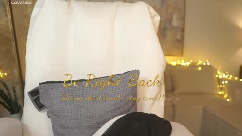 Andrea  online show from March 11, 3:34 pm