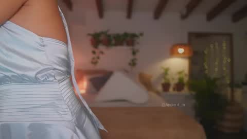 Andrea  online show from November 20, 5:43 pm