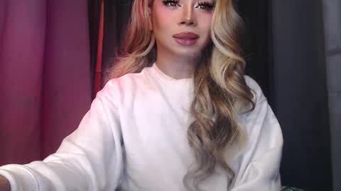 GODDESS OF ALL GODDESSES online show from November 18, 5:38 pm