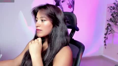 Snapshot of megaan_fooxxx chatting on September 12, 7:05 pm megaan_fooxxx online show from September 12, 7:05 pm