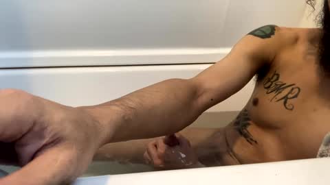 MegamanXXX online show from January 3, 6:57 pm