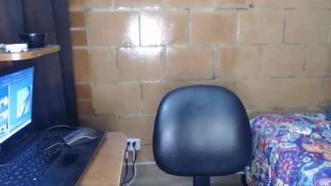 Megan and sophi online show from April 8, 3:20 am