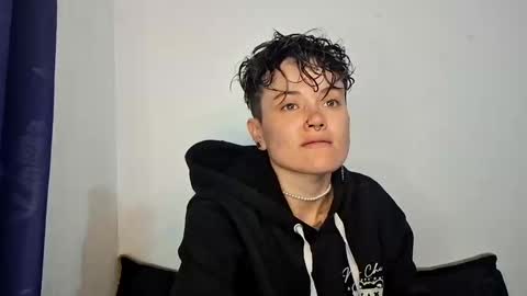 Megan and sophi online show from September 30, 3:50 am