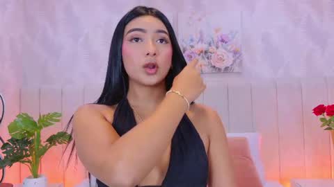 Carolina Paez online show from July 7, 12:20 pm