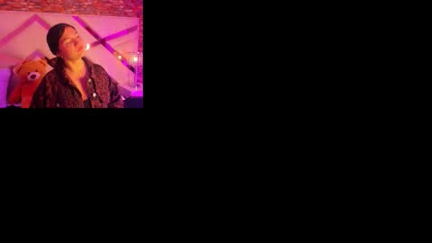     online show from October 15, 12:28 pm