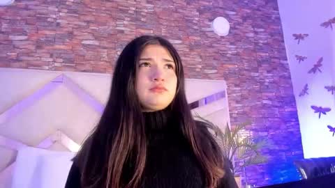     online show from December 22, 12:01 pm