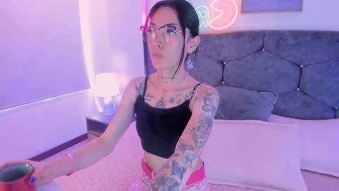 megan_morphy online show from May 22, 12:34 pm