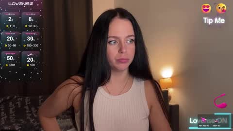 Megan online show from December 4, 8:30 pm