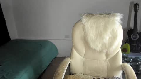 Snapshot of megan_waldman chatting on January 21, 11:34 pm Megan online show from January 21, 11:34 pm