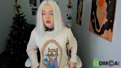 Megan online show from January 2, 8:46 pm